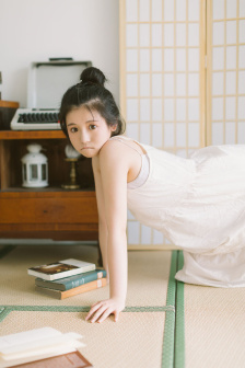 老卫与淑婷在船上风流